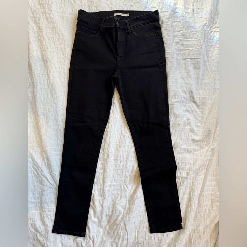 Levi's Black Skinny Jeans